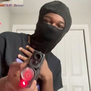 Meet your Posher, Yannick